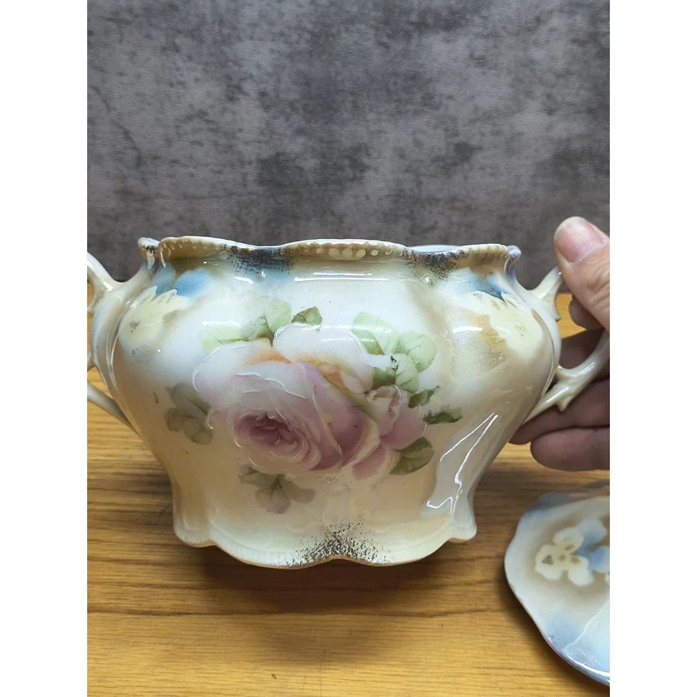 ANTIQUE GERMAN PORCELAIN LIDDED‎ SUGAR JAR